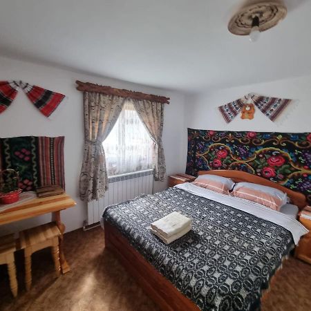 Pensiunea Agroturistica Casa Colinita Ватра Молдовицей Экстерьер фото